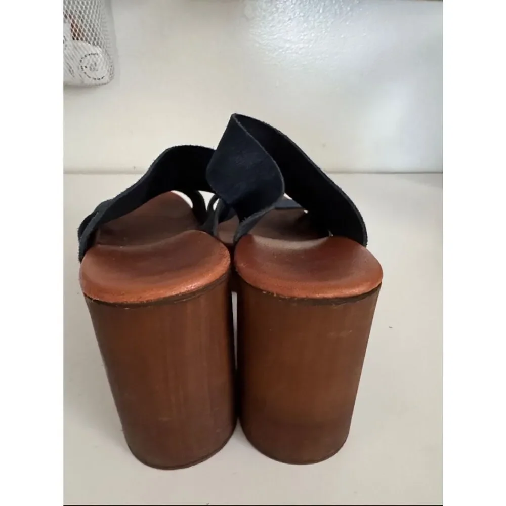 Avellini Platform clog sandal Suede Navy Made in Italy EUC